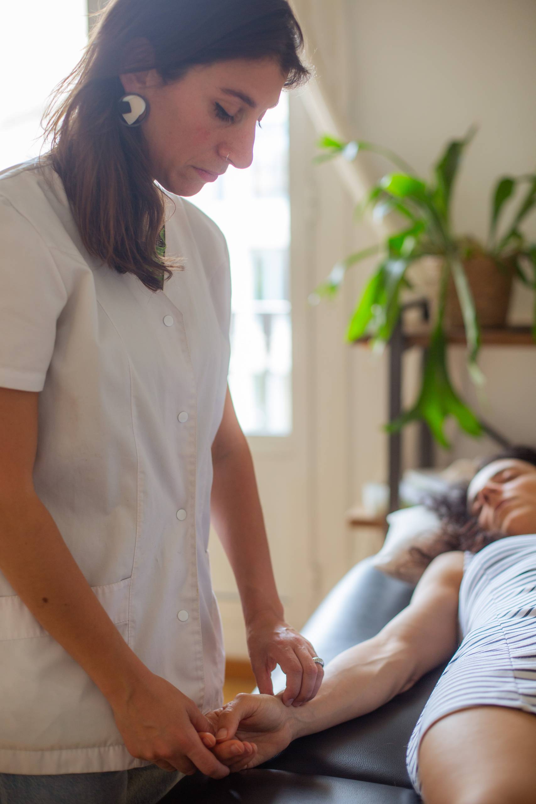 Acupuntura china Barcelona - Alia Montalvo - Acupuntura en Barcelona